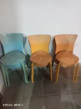 Kursi cafe, kursi makan.