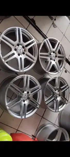 Velg mersedes benz oem amg ring 18
