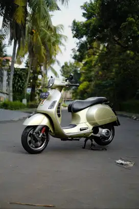 PIAGGO VESPA GTS 150 3VIE  2014 MURAH BANGET BERGARANSI
