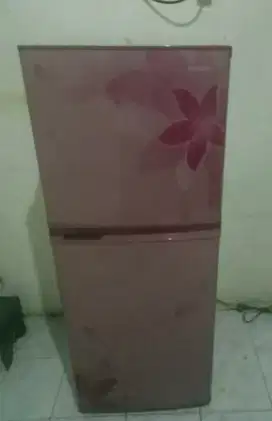 Kulkas SHARP 2 pintu