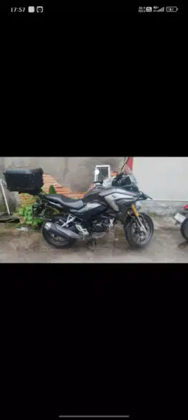 Honda CB 150 X Hitam
