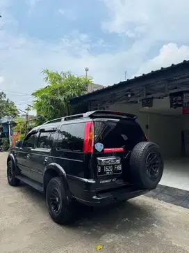 Dijual cepat mobil kuat segala medan