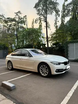 Bmw 320i 2018 (Sport)