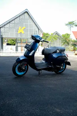 PIAGGIO VESPA SPRINT 150 3VIE 2015 MURAHHH MERIAH BANGET