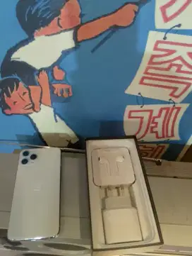 Iphone 11 pro 512gb hannya baru