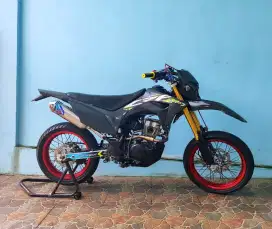 Honda crf 150 tahun 2020 supermoto km rendah pajak hidup