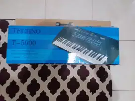 KEYBOARD TECHNO T-5000