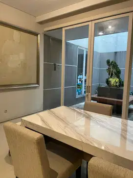 Full furnished interior mewah main road cluster Royal Residence