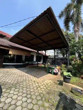 Dijual Rumah 2 lt di Lebak Bulus lt 498 m2 lb 350 m2 Shm utara, SF