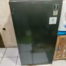 Jual kulkas jarang di pakai