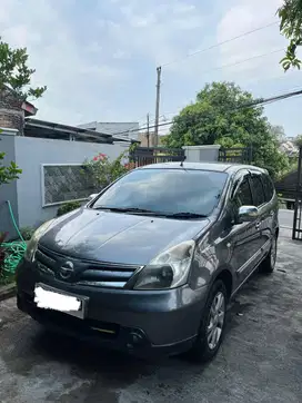 NISSAN  GRAND LIVINA 1.5 SV M/T