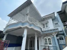 Dijual Rumah Cantik Full Granit Layout Luas