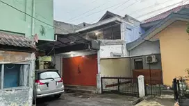 Rumah 2 Lt Pasar Pedok, Menteng Dlm Tebet, Cocok Toko/Kost