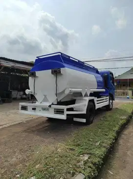 Truk Canter Tangki 5000 L