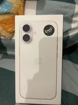 Iphone 16 256 gb warna putih garansi IBOX belum aktivasi