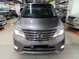 TDP 11 Juta Nissan Serena HWS Facelift 2.0 AT Tahun 2015/2016