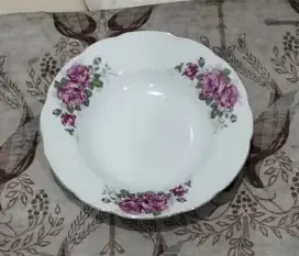 Piring keramik diameter 20cm
