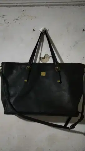 Tas Sisley  hitam