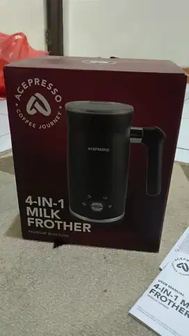 Milk frother 4 in 1