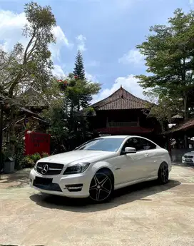 Mercedes Benz C250 Coupe C204 1.8L Turbo Charged CBU Tahun NIK 2012