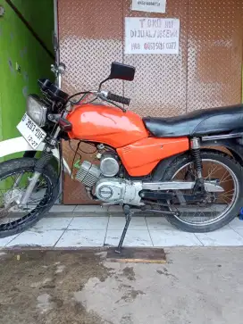 Suzuki A100x tahun 1993 Plat D semi trail pajak ON