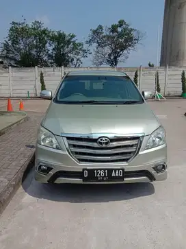 Toyota Kijang Innova 2013 Bensin