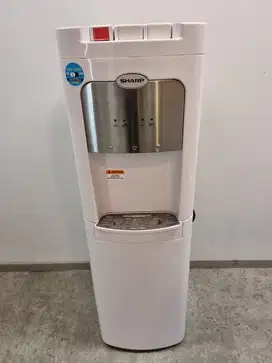 Dispenser sharp galon bawah