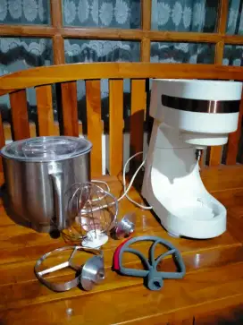 Standing Mixer Mito MX500