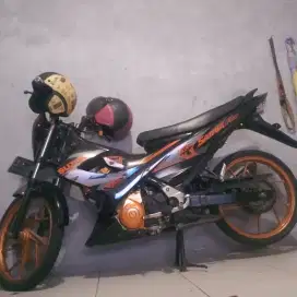 Satria Fu 2016 hitam