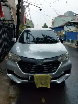 Daihatsu Xenia X standar MT tahun 2016