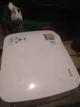 Proyektor nec vt49 normal