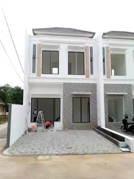 RUMAH 2 LANTAI MINIMALIS COCOK UNTUK KELUARGA