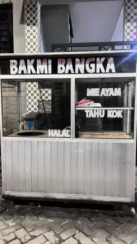 Etalase bekas bakmie ayam