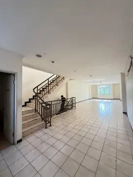 Disewakan Ruko di dalam Apartemen Gading Mediterania Kelapa gading