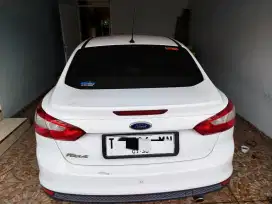 ford focus sedan titanium 2013