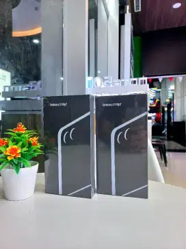 SAMSUNG GALAXY Z FLIP 7 GARANSI RESMI SEIN 1 TAHUN