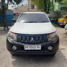 Mitsubishi triton single cabin 4x4 tahun 2018