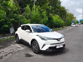 Toyota CHR Hybrid AT 2019