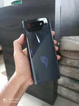 Rog phone 7 12/256