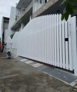 Pagar dan pintu gerbang minimalis