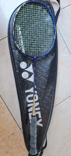 Raket Yonex Astrox 99 NC