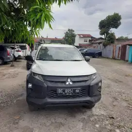 Mitsubishi triton single cabin 4x4 tahun 2021