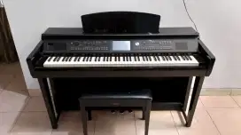 Piano Yamaha CVP-605 (Like New)