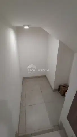 Rumah Dekat Akses Tol & Kawasan Bisnis di Metland Puri