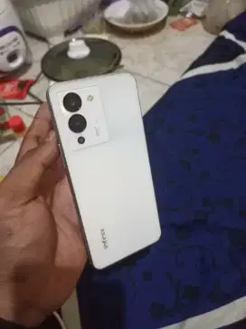 Infinix note 12 8+8/128 super amoled