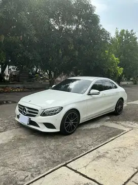 Mercedes Benz C200 Tahun 2019 Eco Boost Pribadi