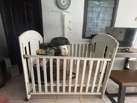 Box bayi little equi