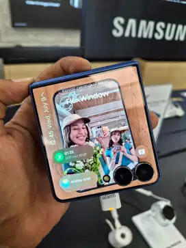 SAMSUNG Z FLIP7 DISKON 2 JUTA BONUS BUDS FE + CHARGER + ZPremiere