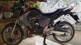 New megapro monoshock 2011 hitam abu-abu