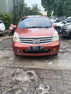 Di jual cepat Livina tipe tinggi 2007